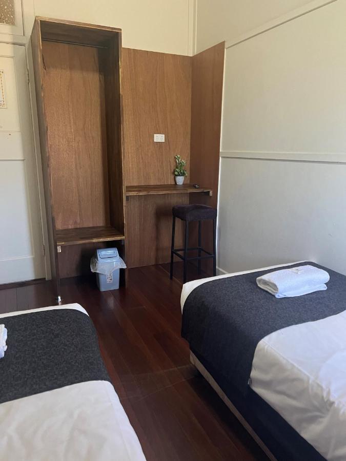 Gin Gin Budget Accommodation Exterior photo